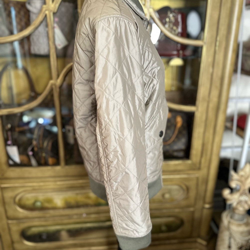 Burberry Black Label Quilted Bomber Jacket Size M Taupe Nylon Japan Exclusive - Picture 4 of 16